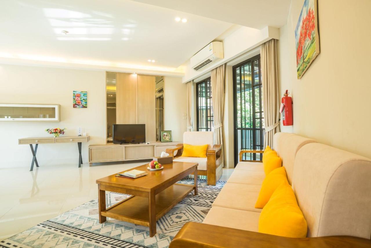 Cozy Time Villa Hotel Chiang Mai Bagian luar foto